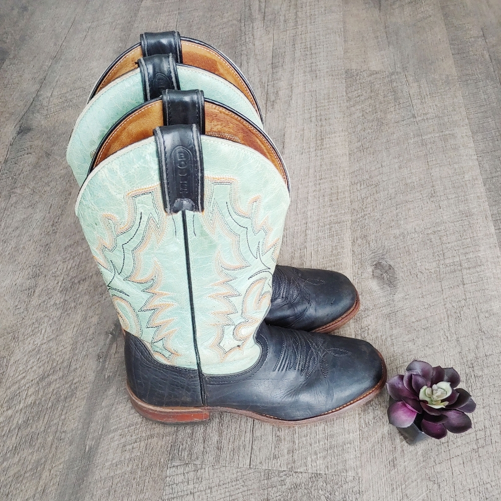 Boulet Cowgirl Green/Black Design Leather Boots - Picture 2 of 5